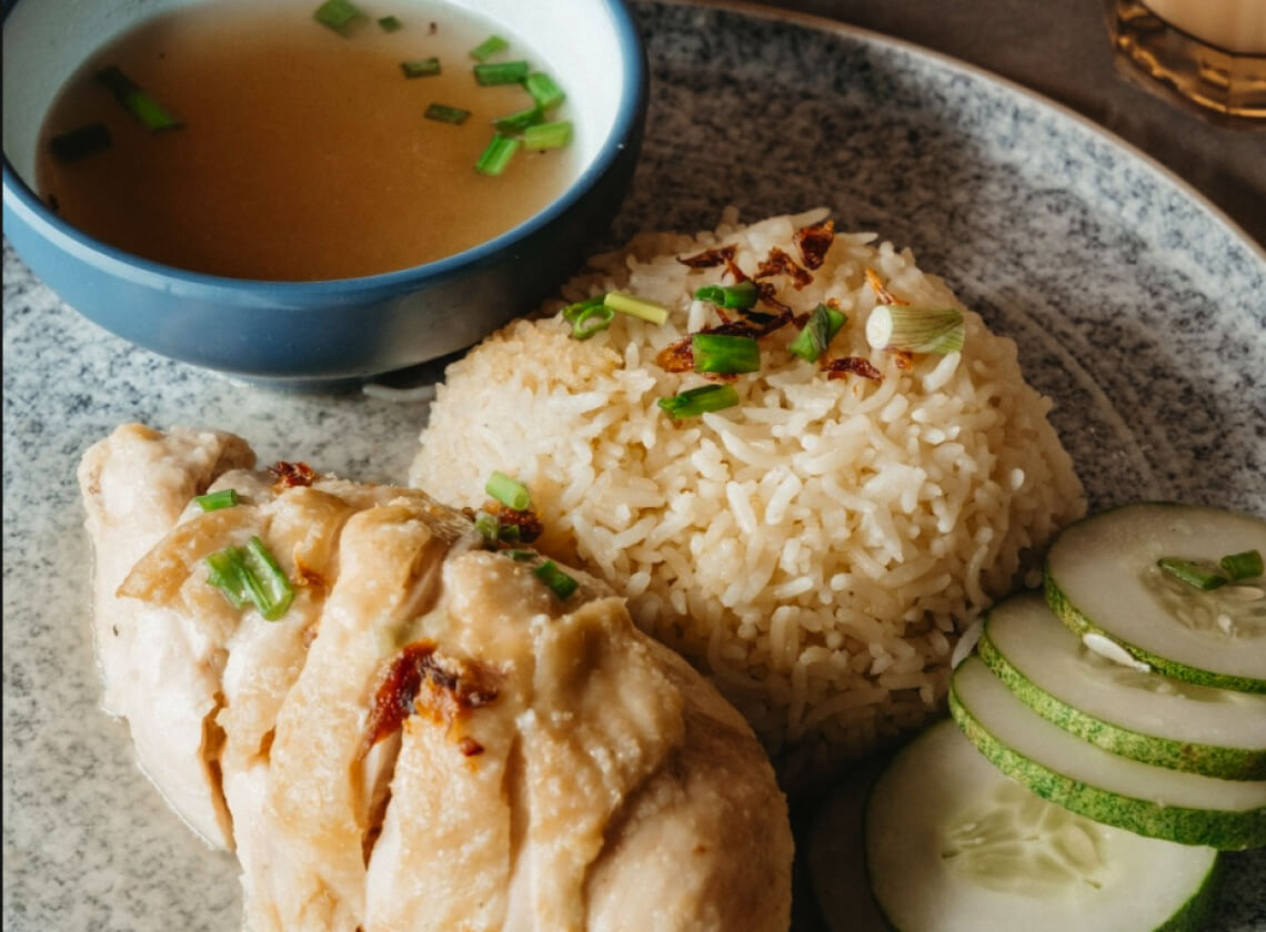 Noosa Breakfast Bar & Coffee House