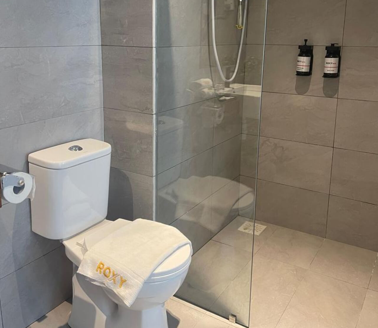 Superior Single (With Window)