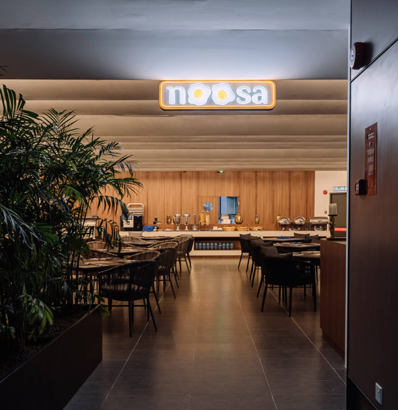 Noosa Breakfast Bar & Coffee House