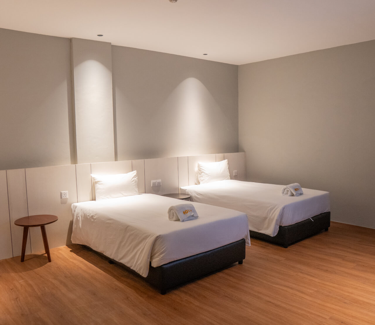 Deluxe Twin Room (Without Window)