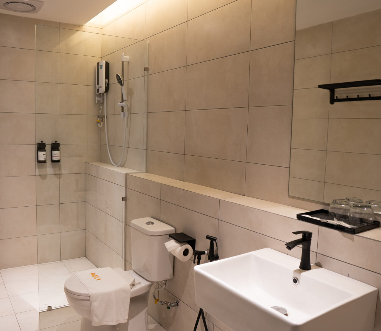 Deluxe Twin Room (Without Window)