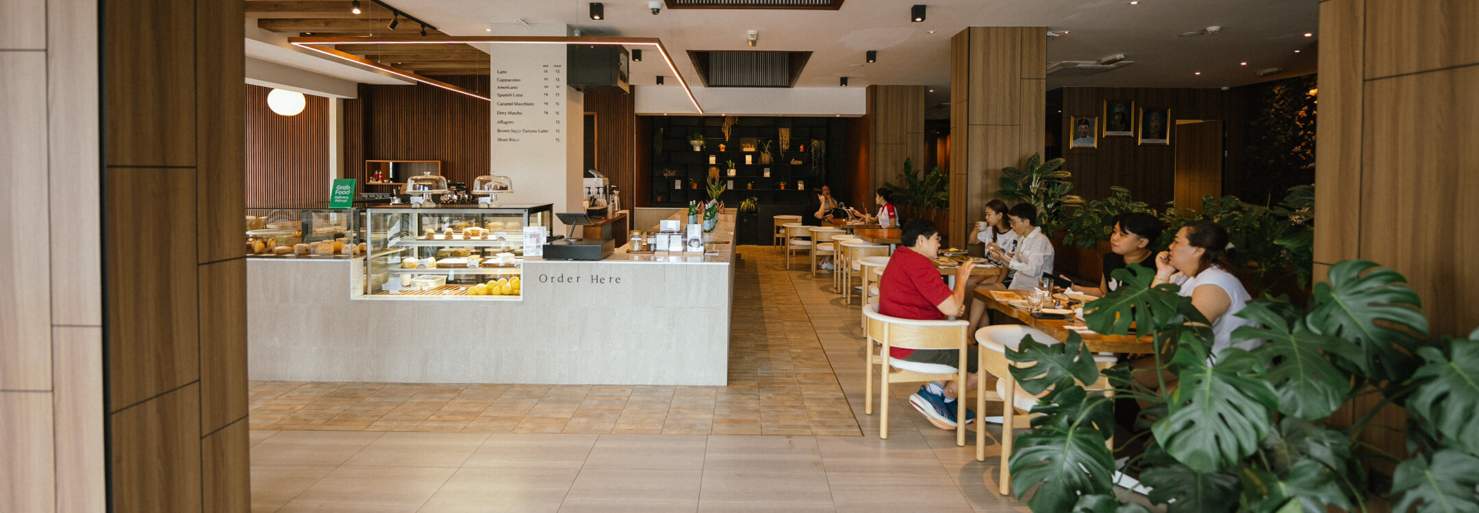 Roxy Padungan Dining