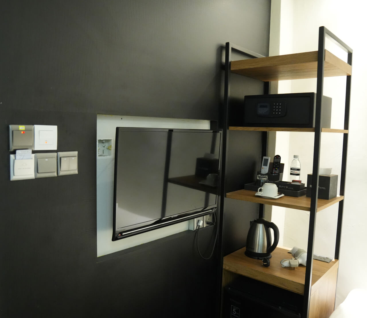 Standard Single Room (No Window)